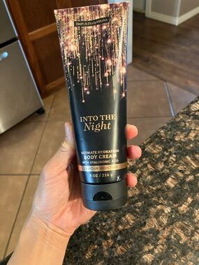 Astrid Bath & Body Works into the night 85% full
